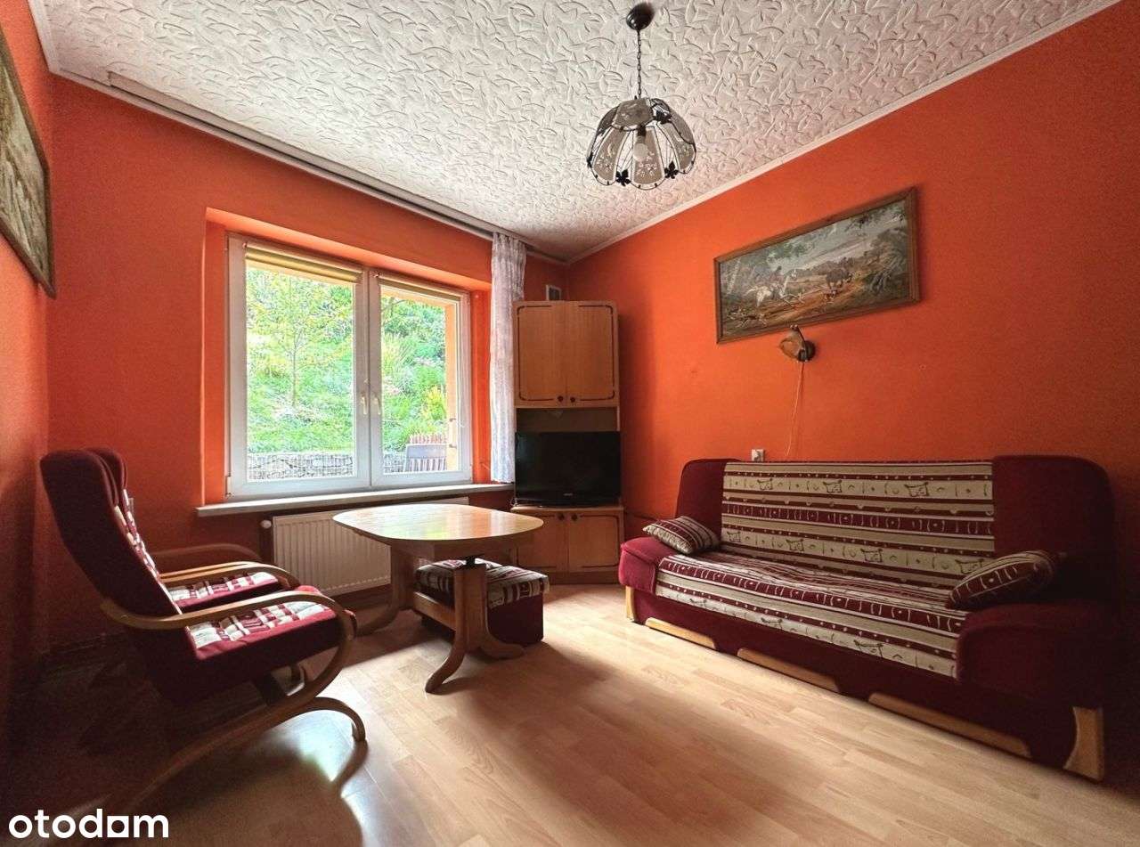 Dom z garażem i altanką w otoczeniu zieleni - Pełny obrazek: 4/20