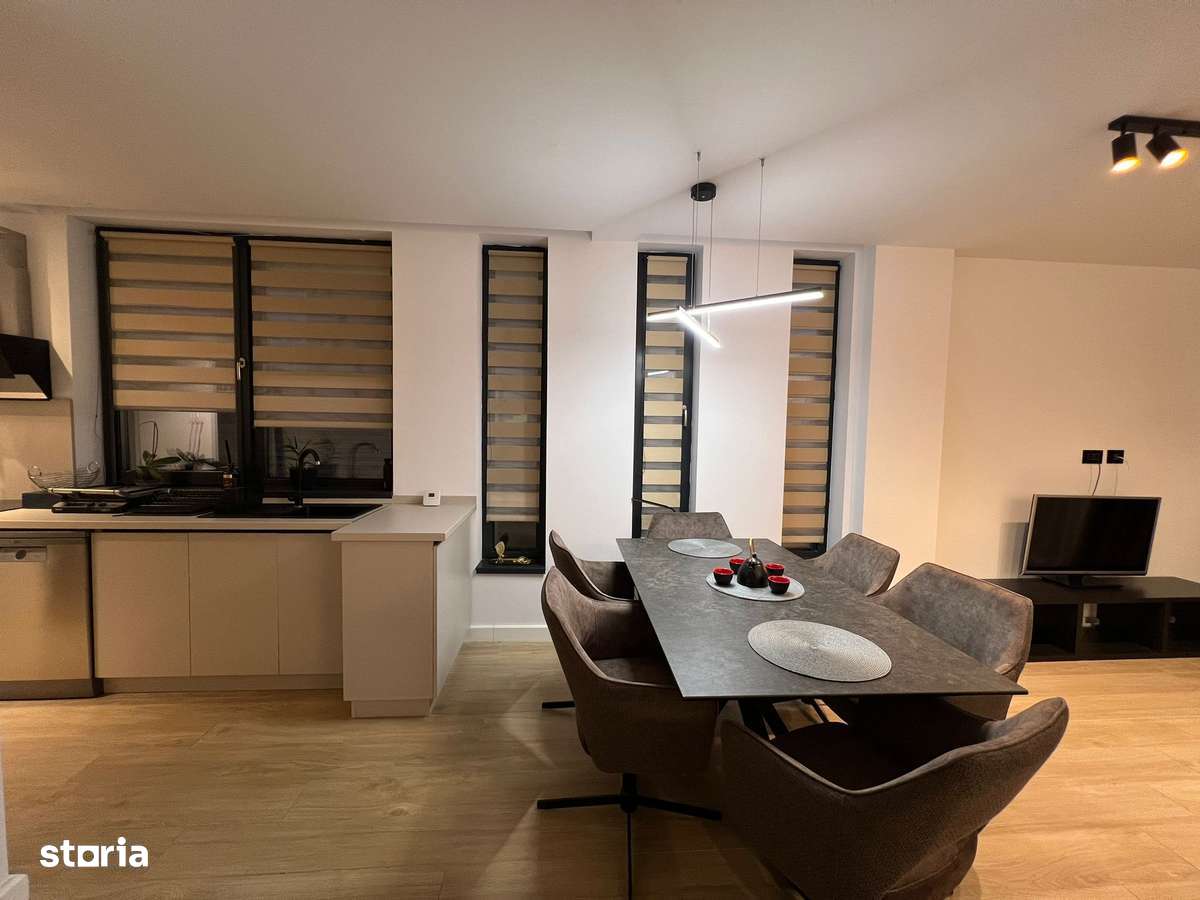 Vila 4 camere de închiriat TUNARI Școală Americana 3 min. cu mașina - Imagine principală: 4/20