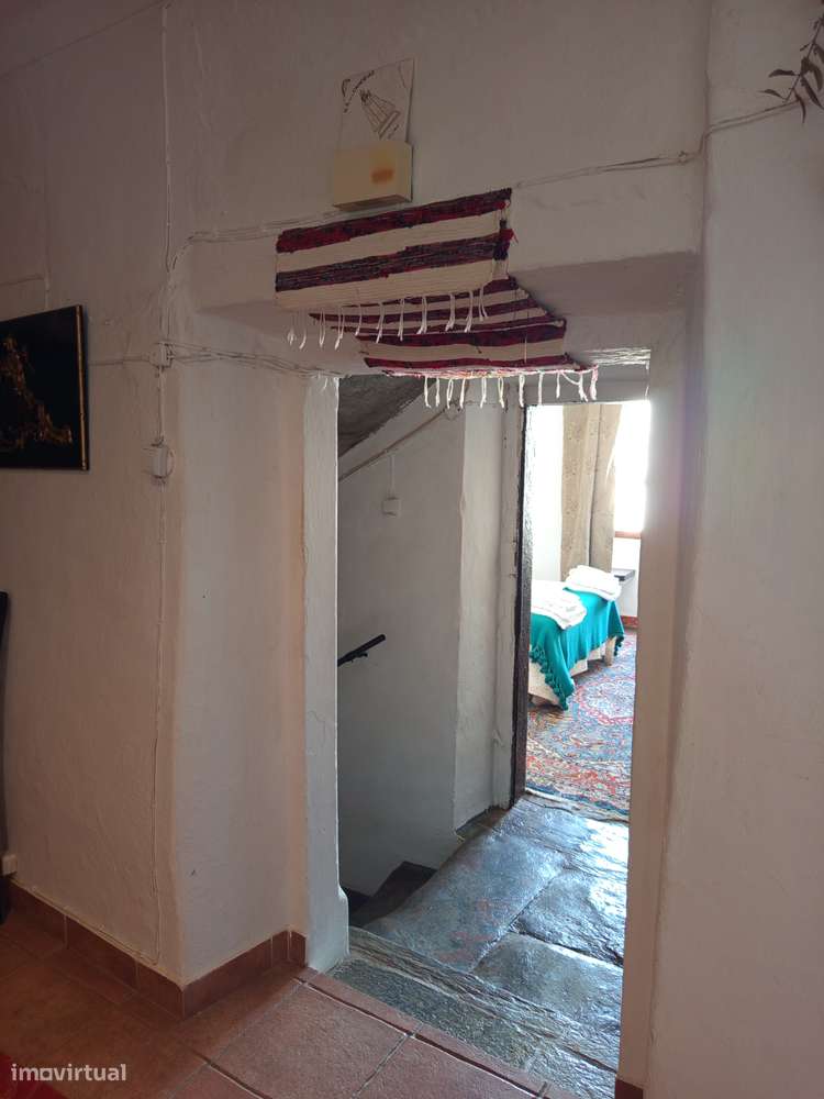 Casa antiga em Mourão recuperada-12