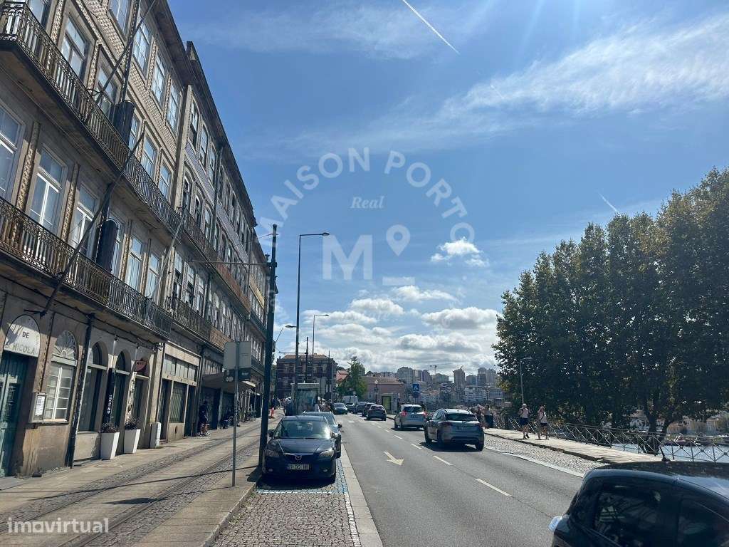 Prédio Devoluto com Projeto para Apartamentos e Loja próximo da Rib... - Grande imagem: 3/19