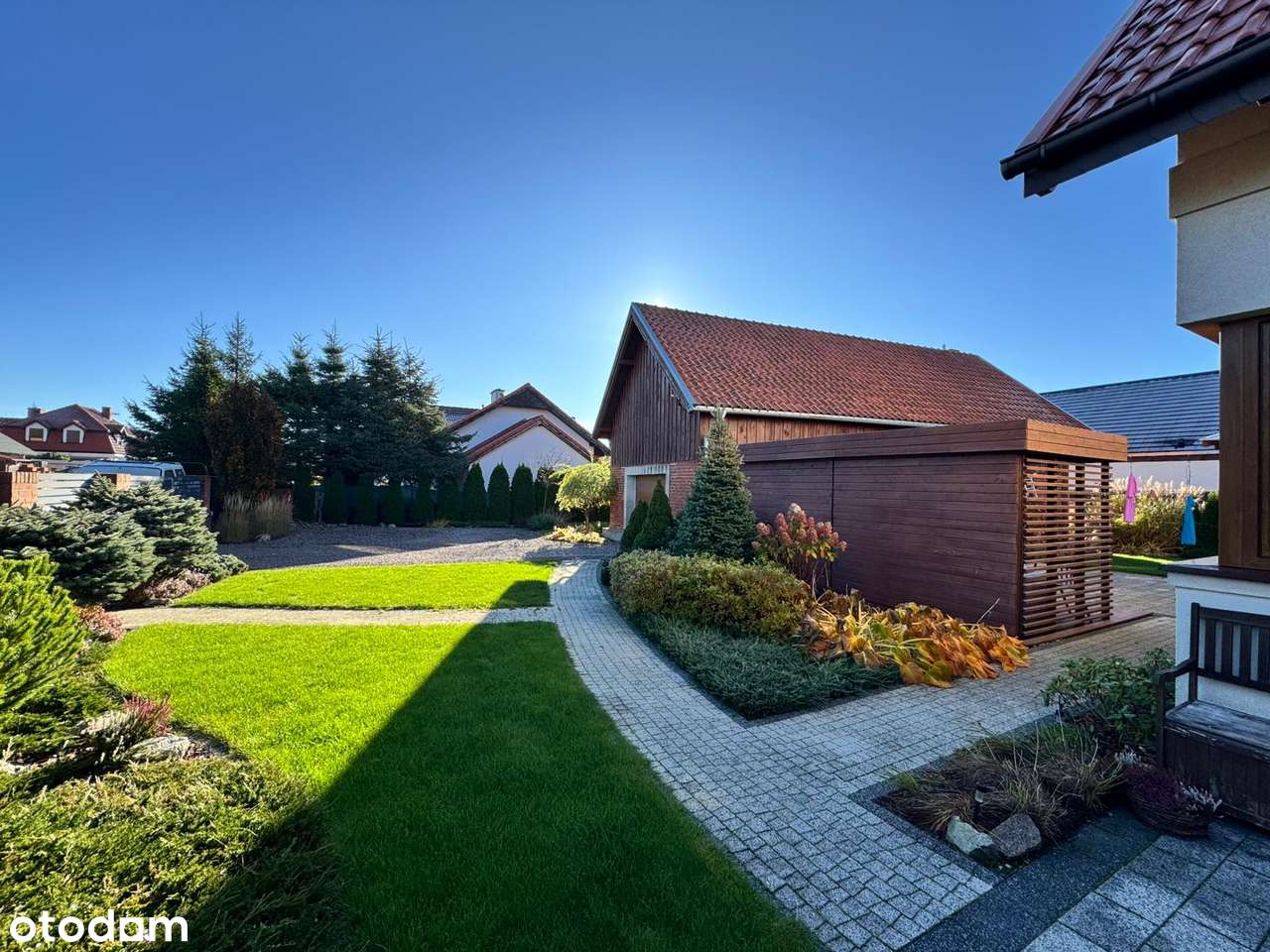 Dom z odnowioną stodołą  osiedle Dajtki - Pełny obrazek: 3/20