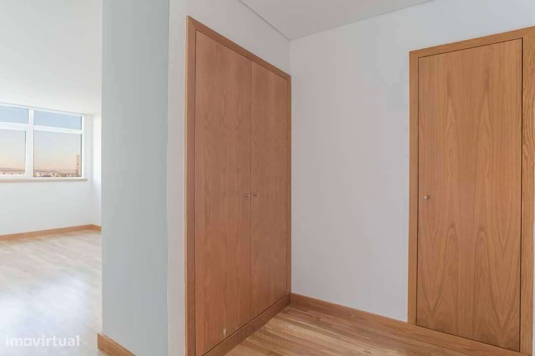 Excelente Apartamento T2 Duplex-11