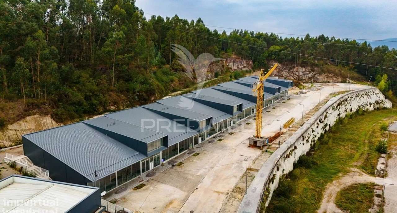 Armazém / Loja para Arrendamento em Azurém – Guimarães - Grande imagem: 4/4