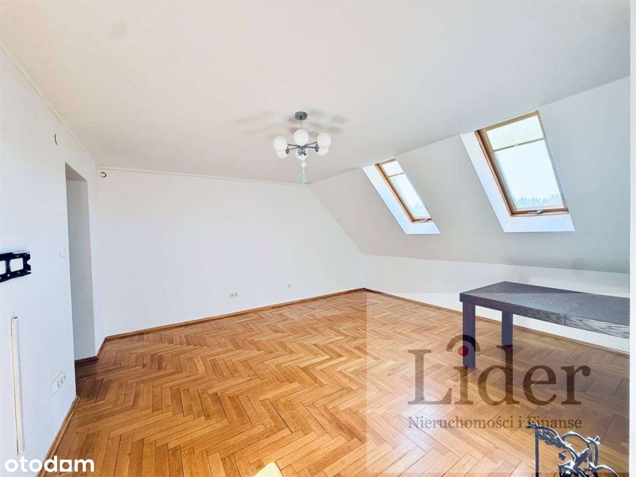 Przestronne mieszkanie z garażem w Leśnicach - Pełny obrazek: 5/20