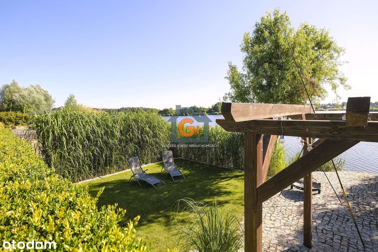 Dom nad jeziorem w Spalona z unikalnym klimatem wiejskiej chaty-15