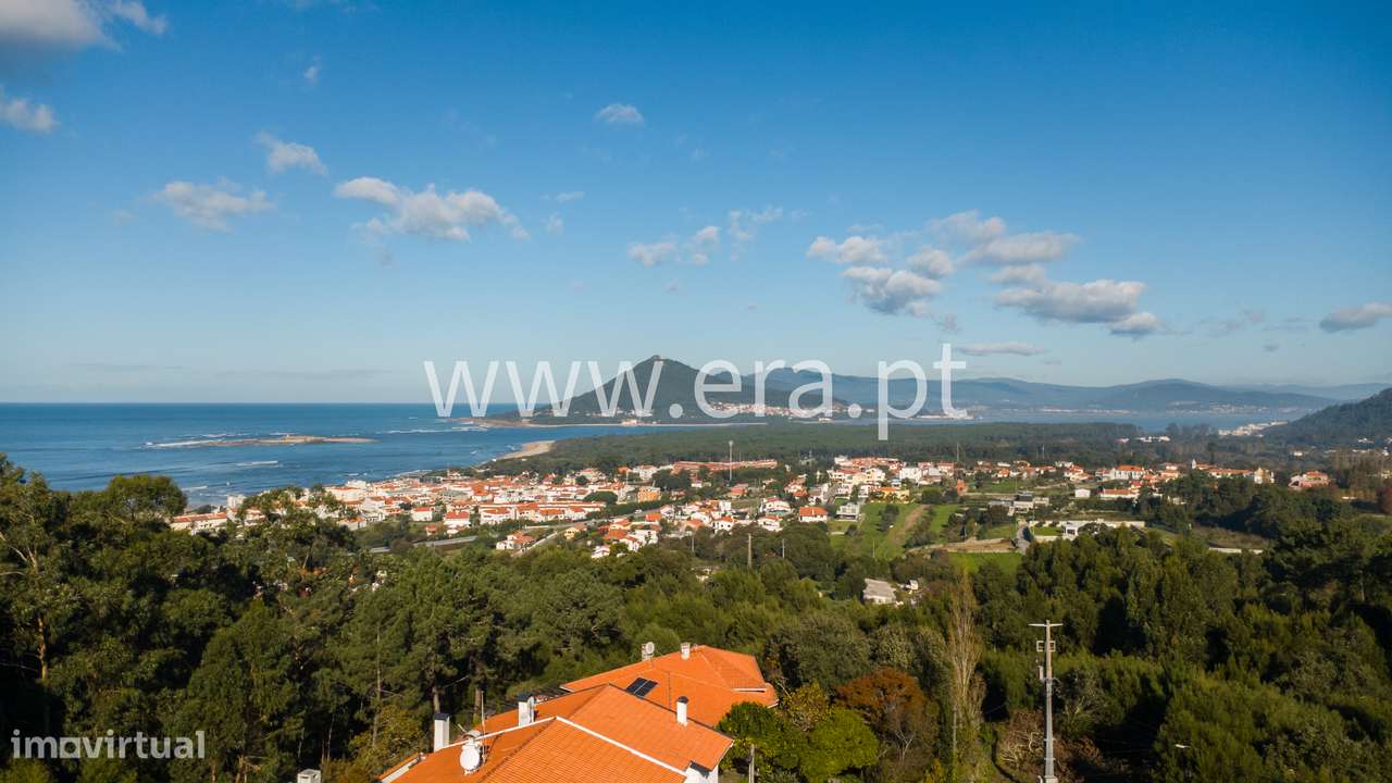 Moradia em Moledo com Vistas Deslumbradas!-6