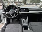 Volkswagen Golf VIII 1.5 eTSI Life DSG - 5