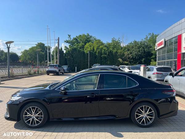 Toyota Camry 2.5 Hybrid Exclusive - 8