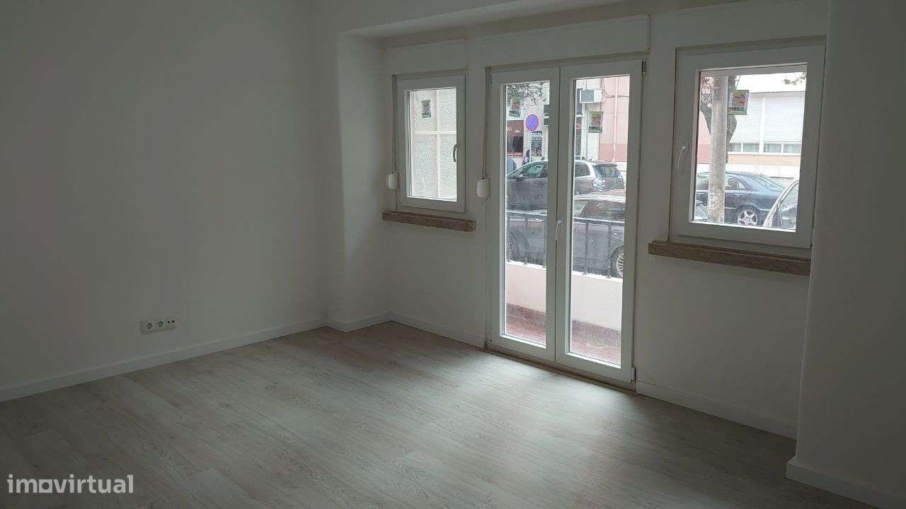 T2 Rua dos Cervantes Lisboa Remodelado-6