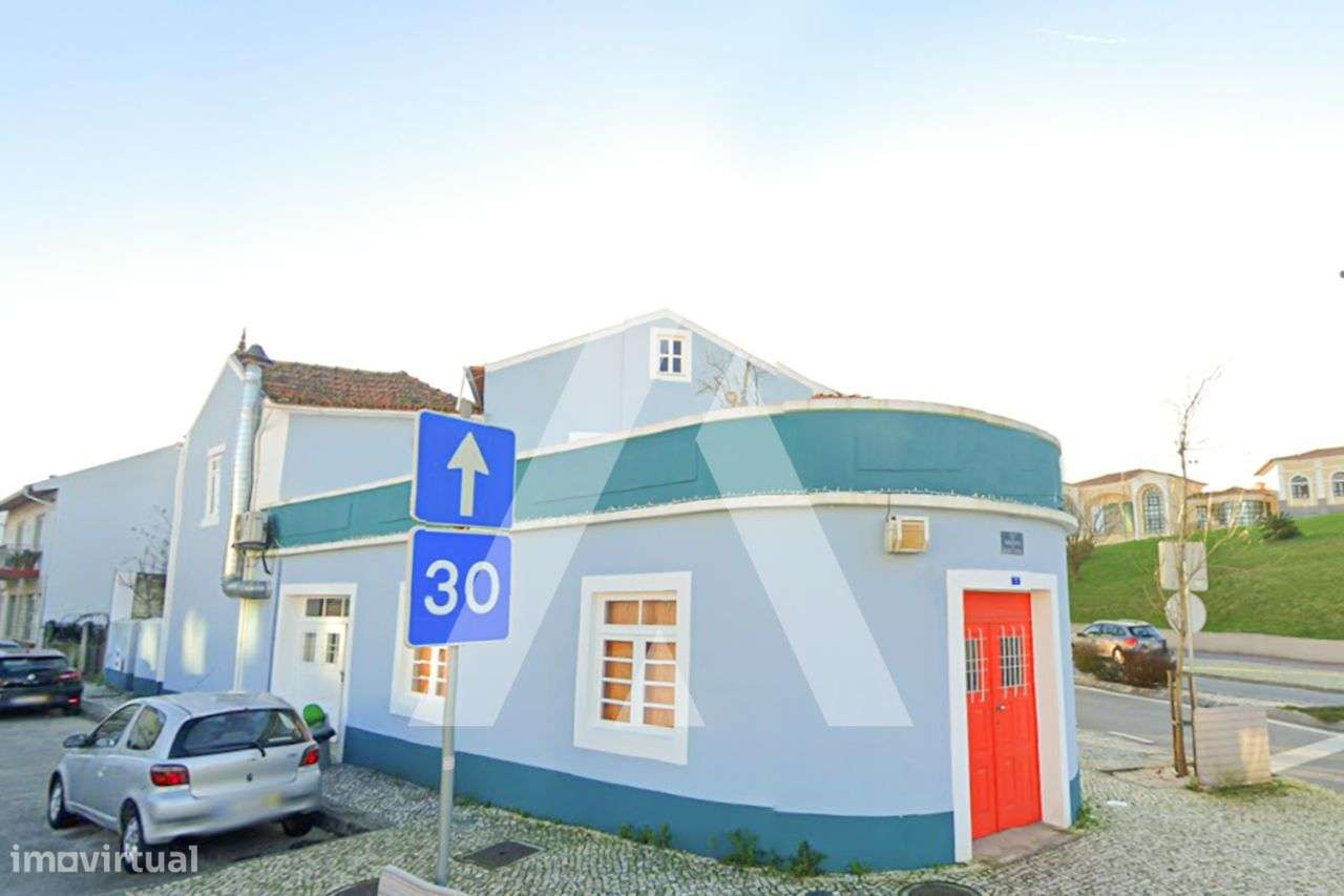 Prédio para construção de apartamentos em Anadia - Grande imagem: 2/9