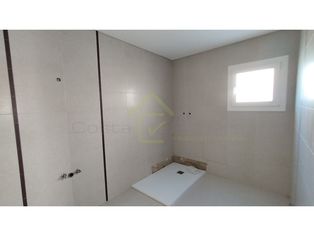 Moradia T5 nova em lote 631 m2 com piscina! - Grande imagem: 5/7