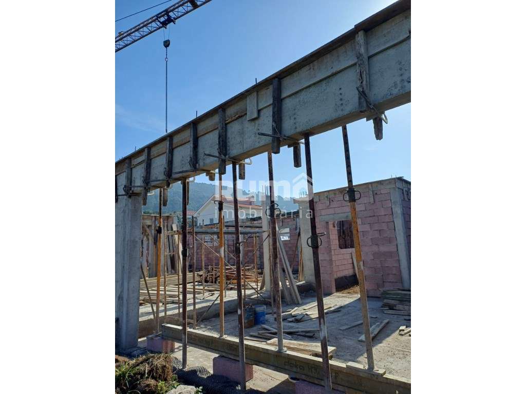 Moradia Unifamiliar V3 Térrea - Arquitetura Moderna-15