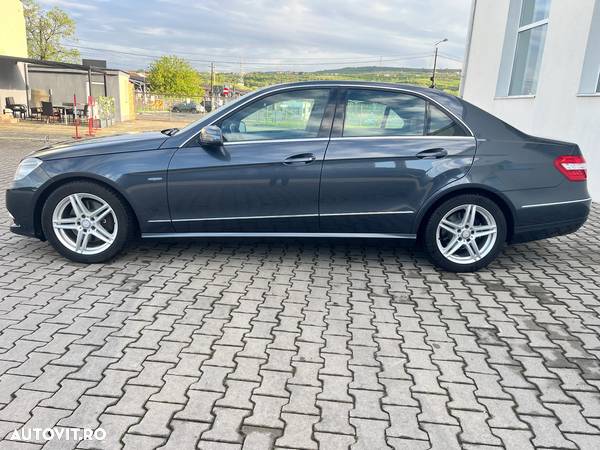 Mercedes-Benz E 250 CDI DPF BlueEFFICIENCY 7G-TRONIC Avantgarde - 37