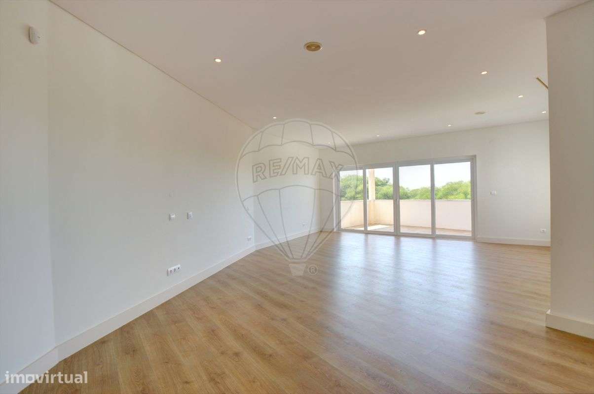 Moradia T4 para venda-27