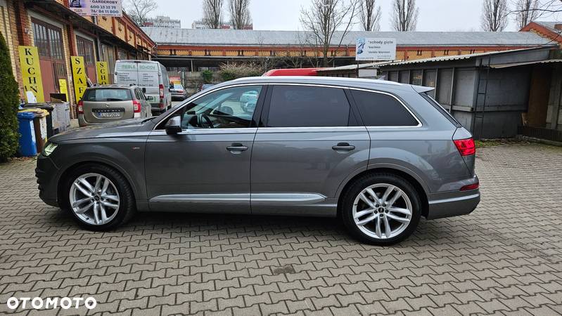 Audi Q7 3.0 TDI ultra Quattro Tiptronic - 30