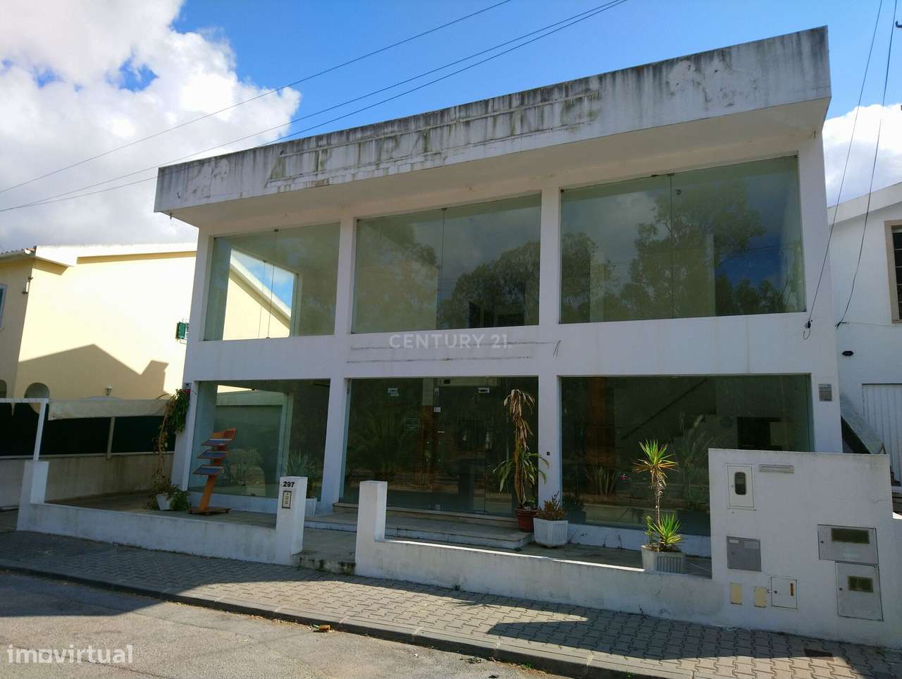 Loja/Edifício em Fernão Ferro - Com Rendimento - Grande imagem: 5/32