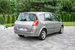 Renault Grand Scenic - 25