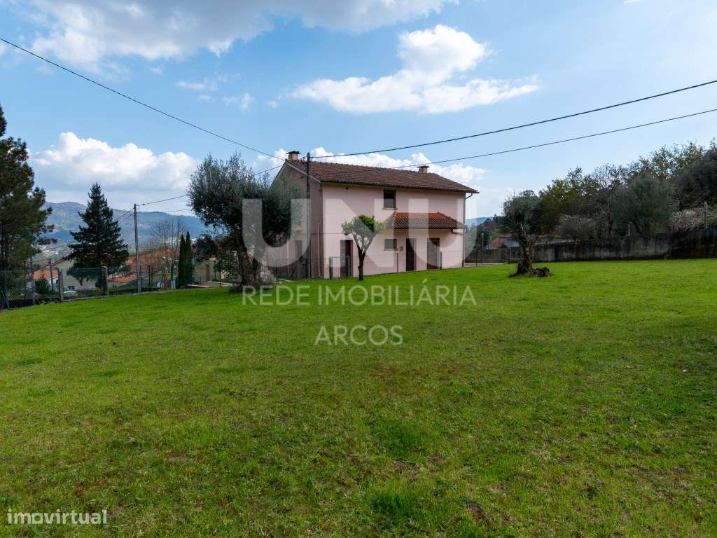 Moradia Bi-Familiar-38