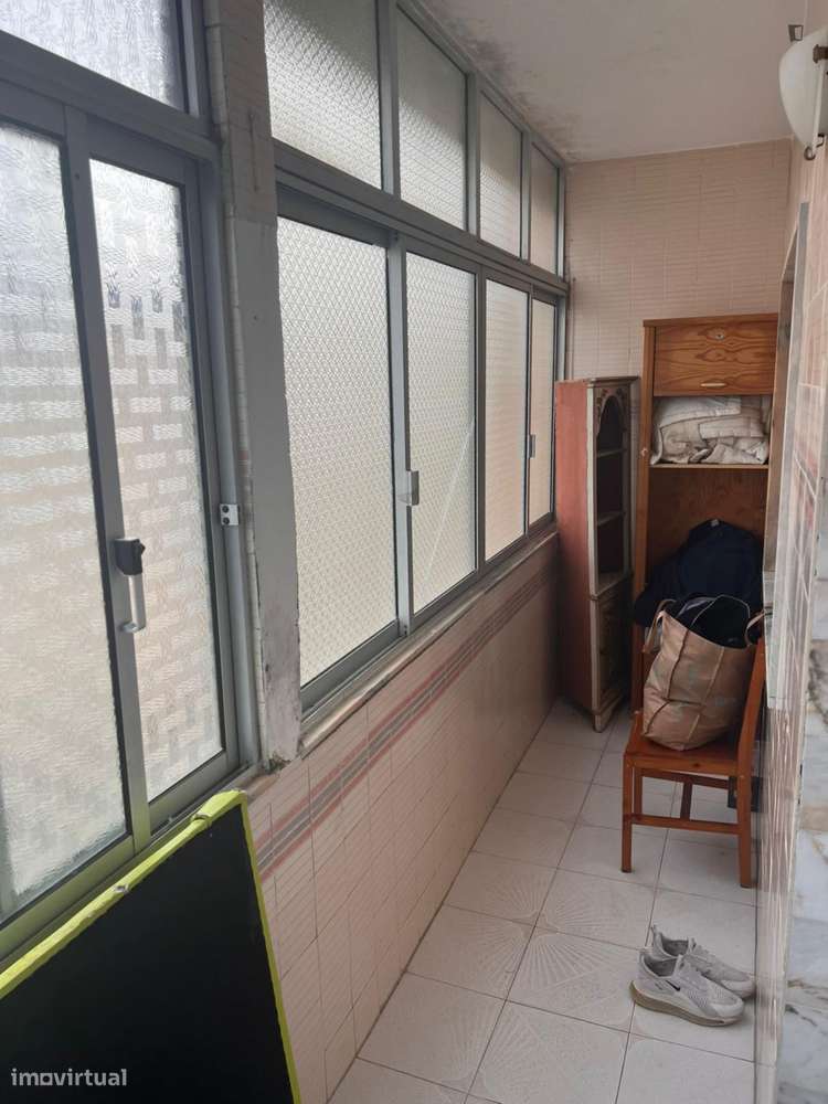 Quarto - localizado em Setubal - Grande imagem: 2/7