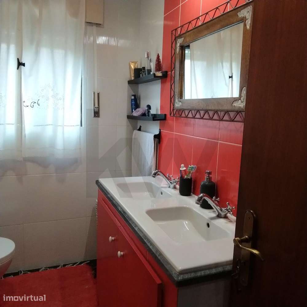 Moradia Térrea Isolada T2+1 | Quinta do Conde | Pronta a Habitar 35-11