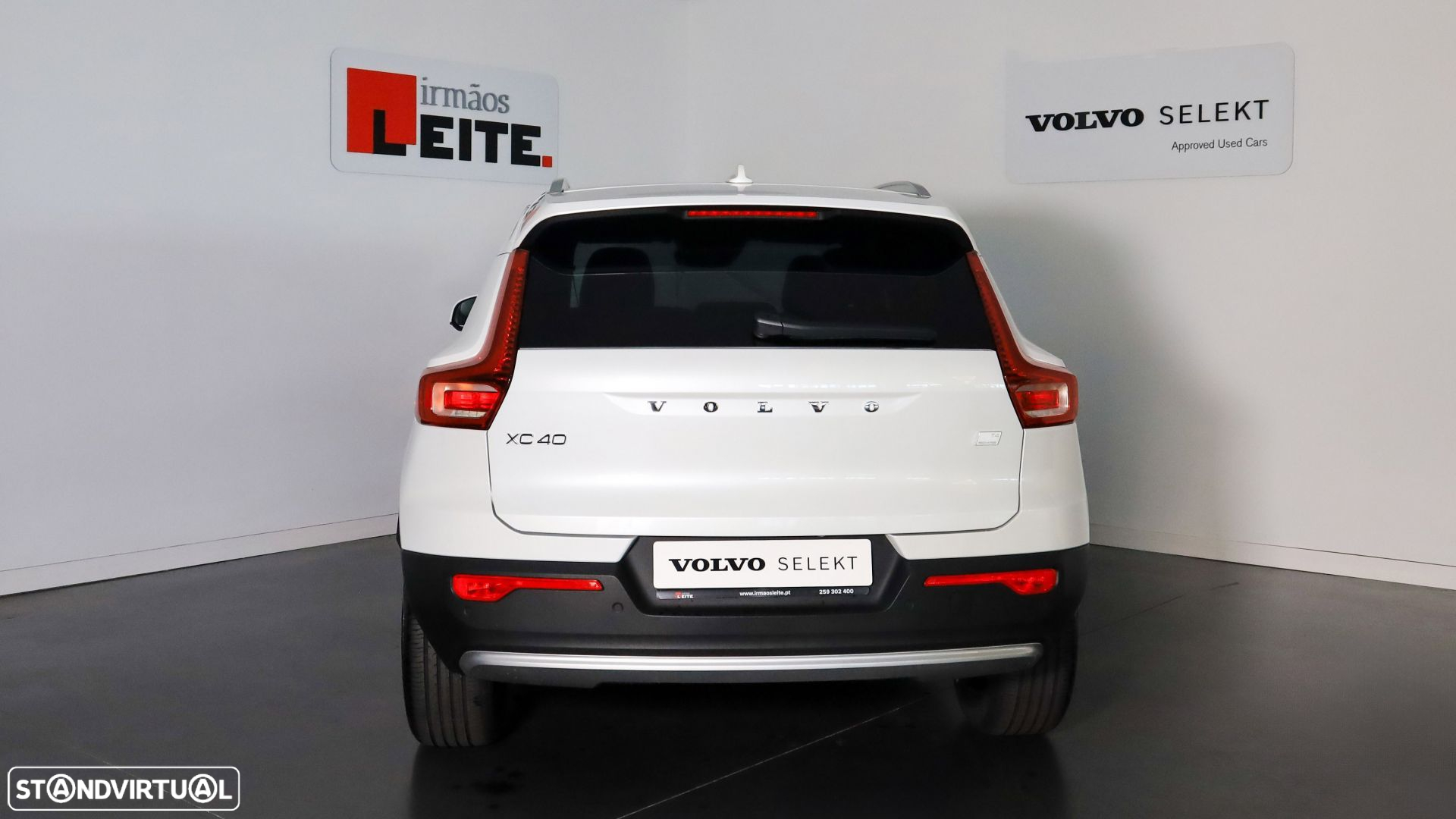 Volvo XC 40 1.5 T4 PHEV Core - 5