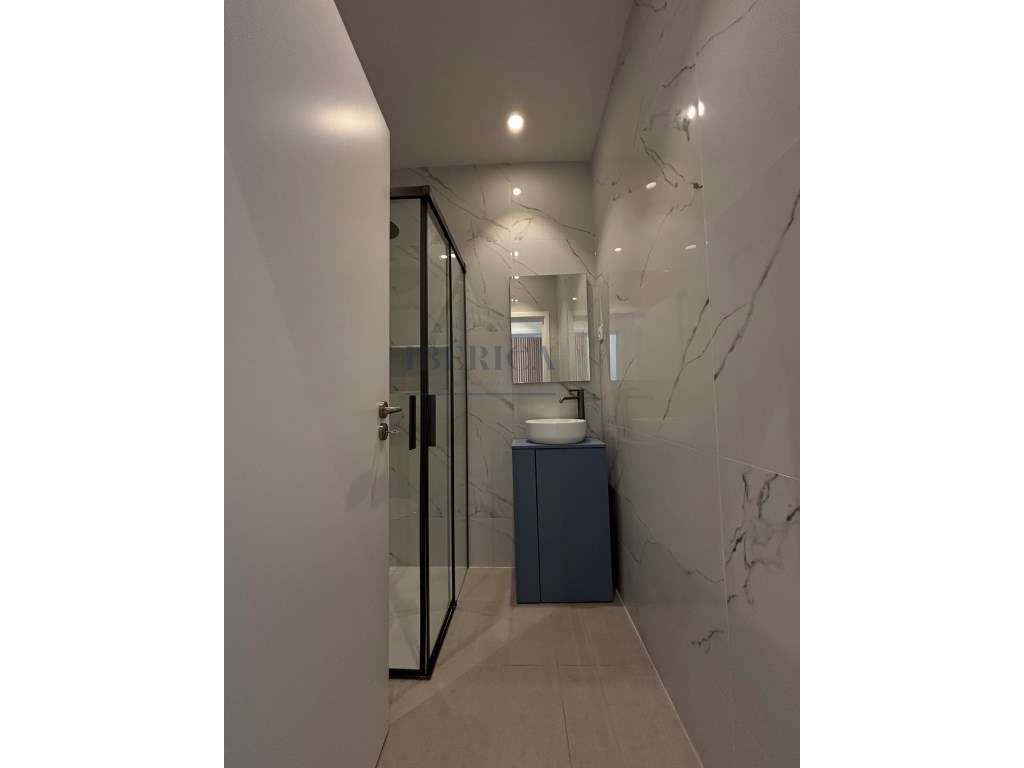 Andar de Moradia T2 Venda Vila Nova de Gaia-11