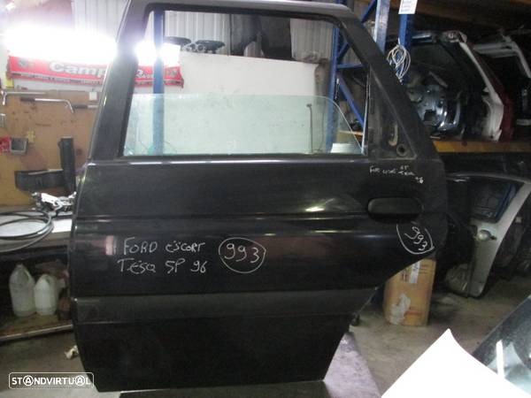 Porta REF993 FORD ESCORT 1996 5P PRETA TE - 1