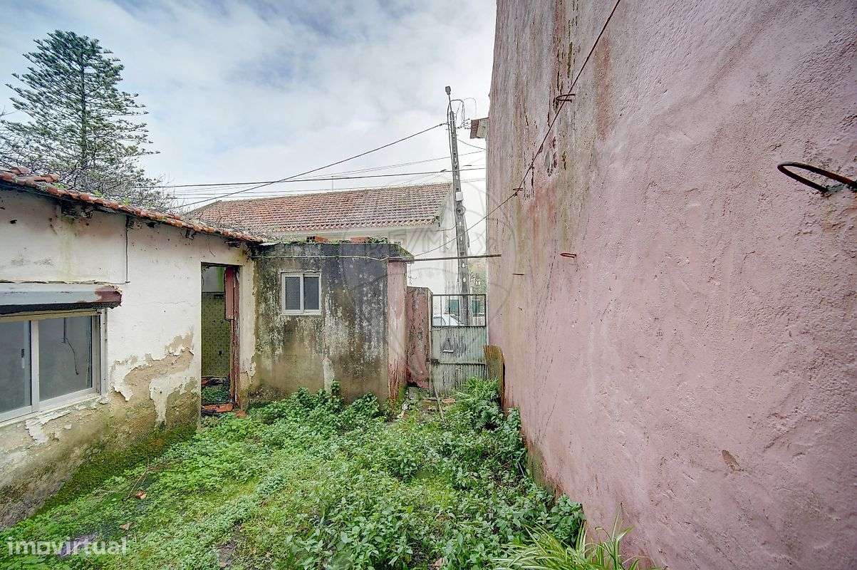 Moradia T4 para venda-10