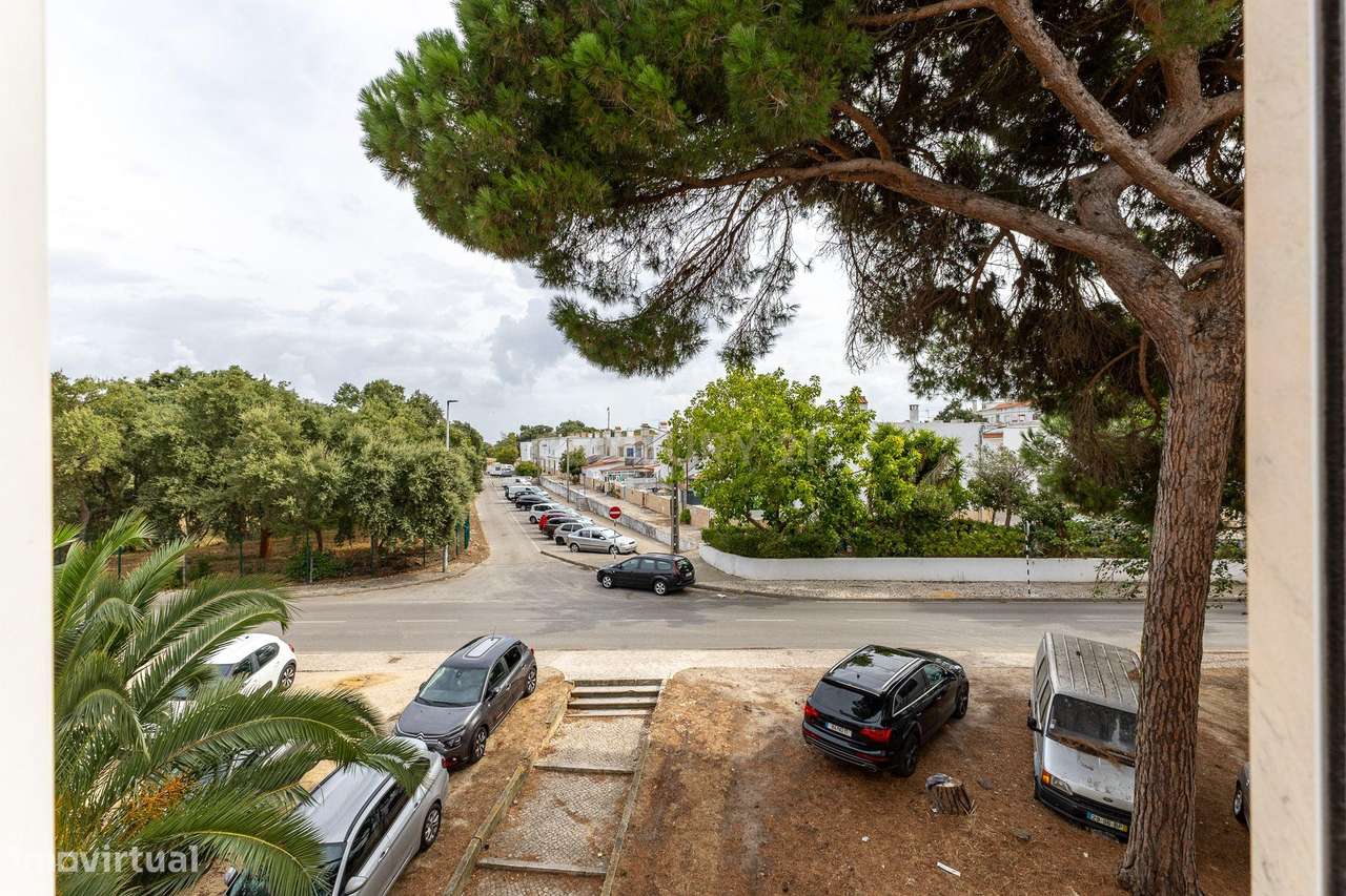 Apartamento T3 em Amora, Seixal-20