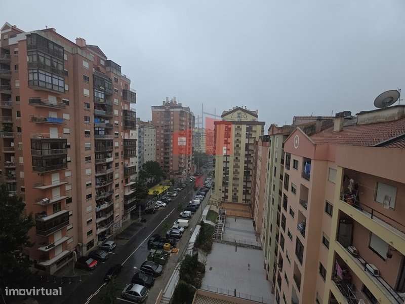 Apartamento T2 - Tapada das Mercês-10