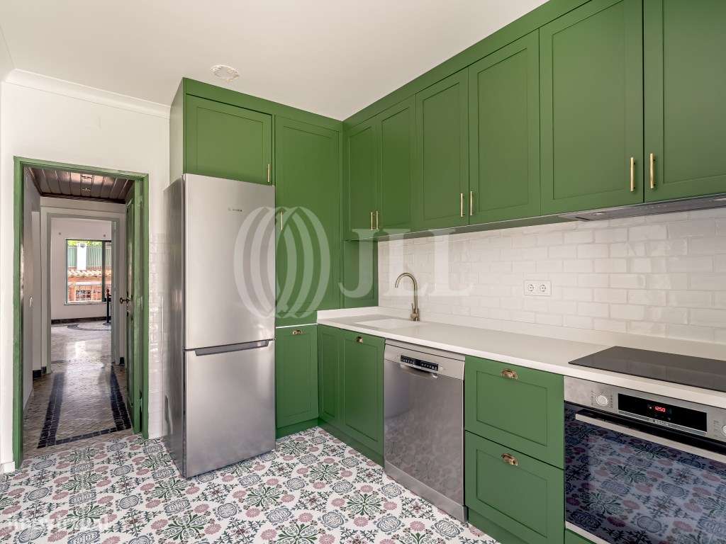 Moradia T4 com jardim e garagem, em Alfragide, Lisboa - Grande imagem: 4/30