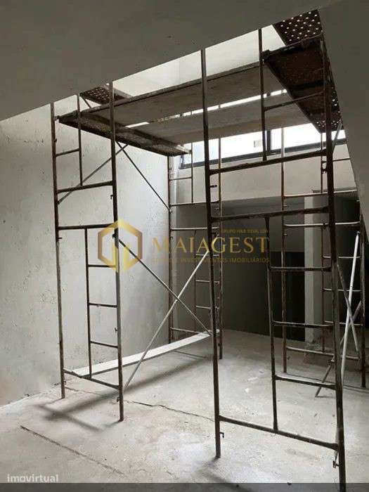 Loja para Arrendamento próxima da Praça da República - Grande imagem: 3/6