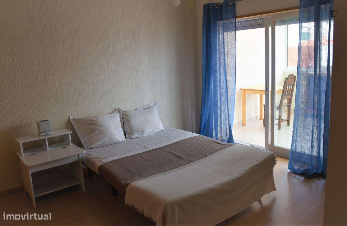 Quarto - localizado em Lisbon - Grande imagem: 4/10