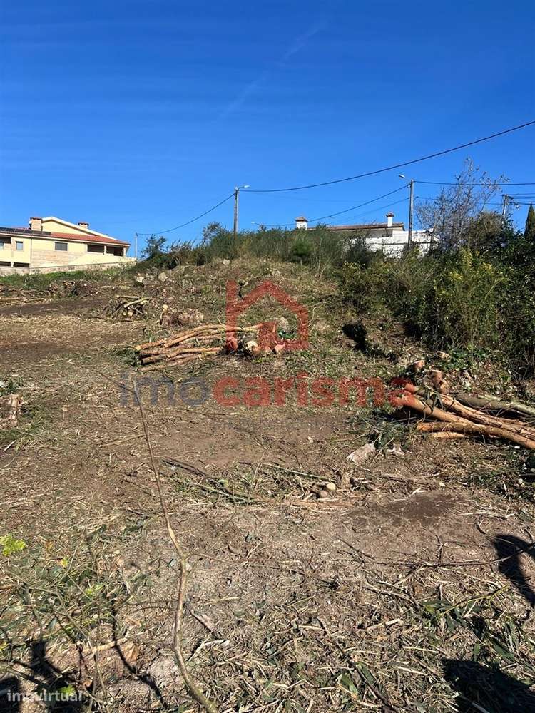 Lote de Terreno para construção com 720m2 em S. Martinho do Campo, San-7
