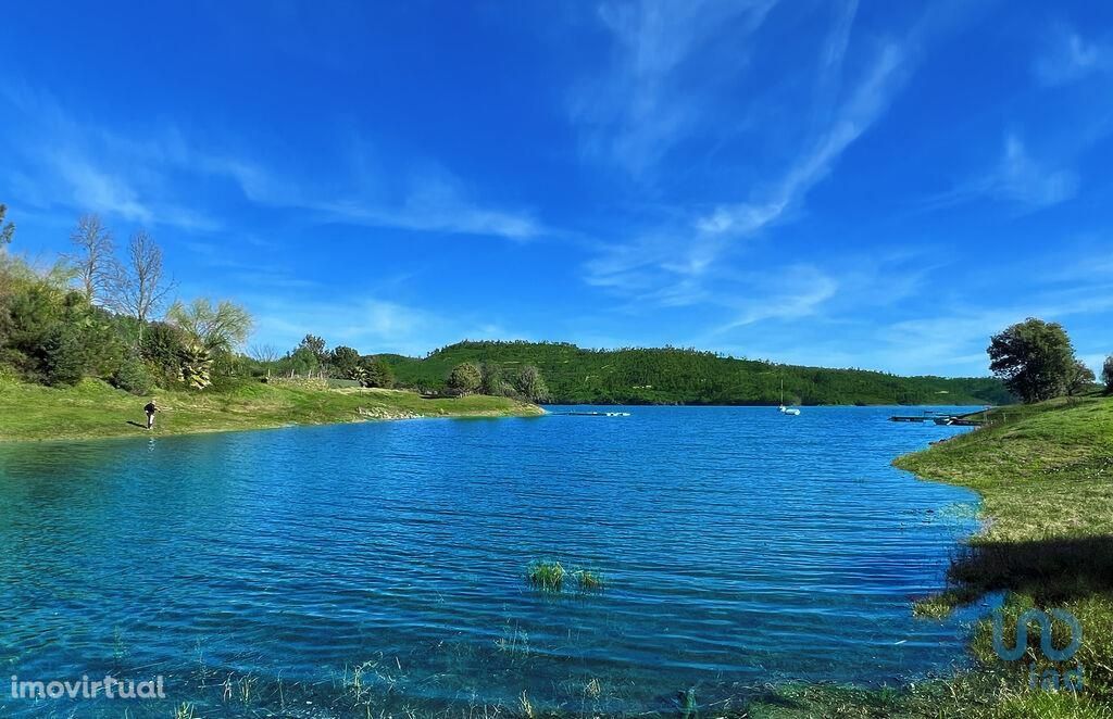 Terreno para construção em Santarém de 1560,00 m2