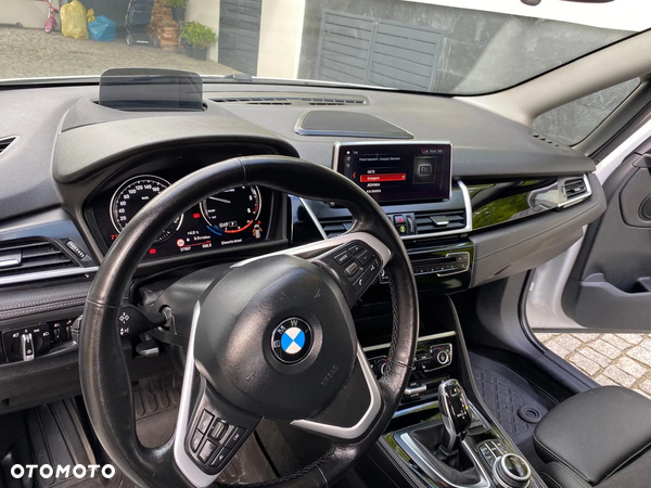 BMW Seria 2 218d xDrive - 18
