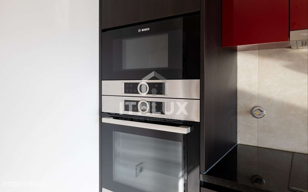T3 Renovado nos Twin Towers – Campolide, Lisboa-11