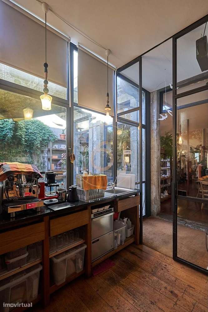 Loja na Travessa de Cedofeita para venda - Grande imagem: 5/29