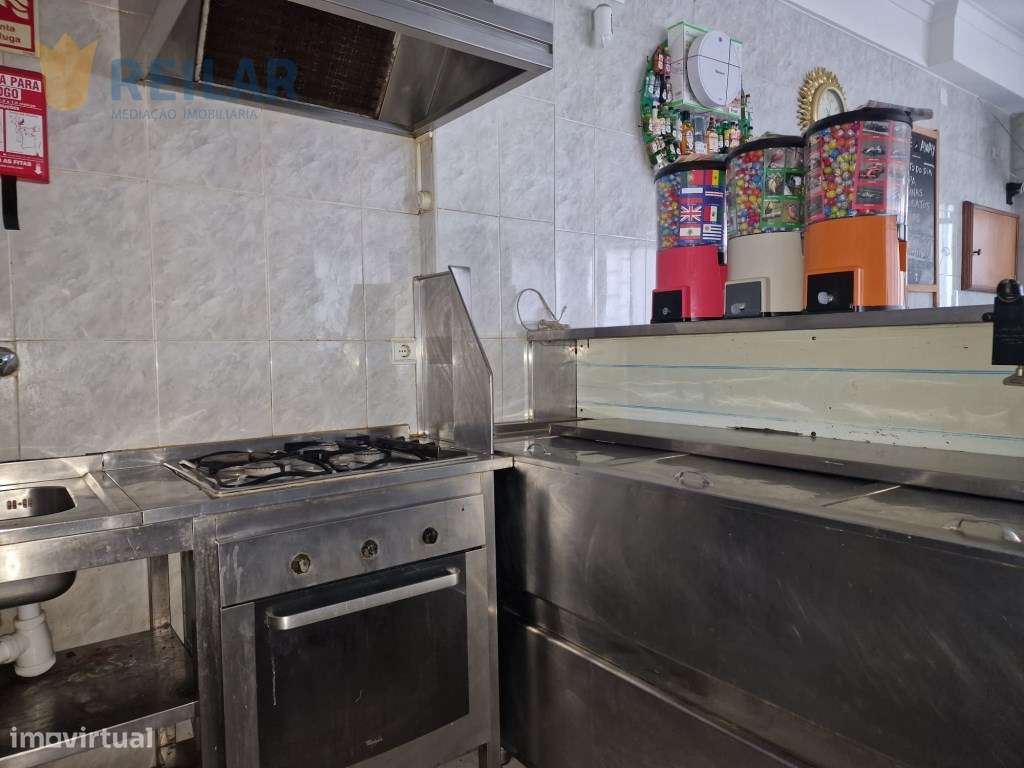 Vialonga - Loja 67 m2-9