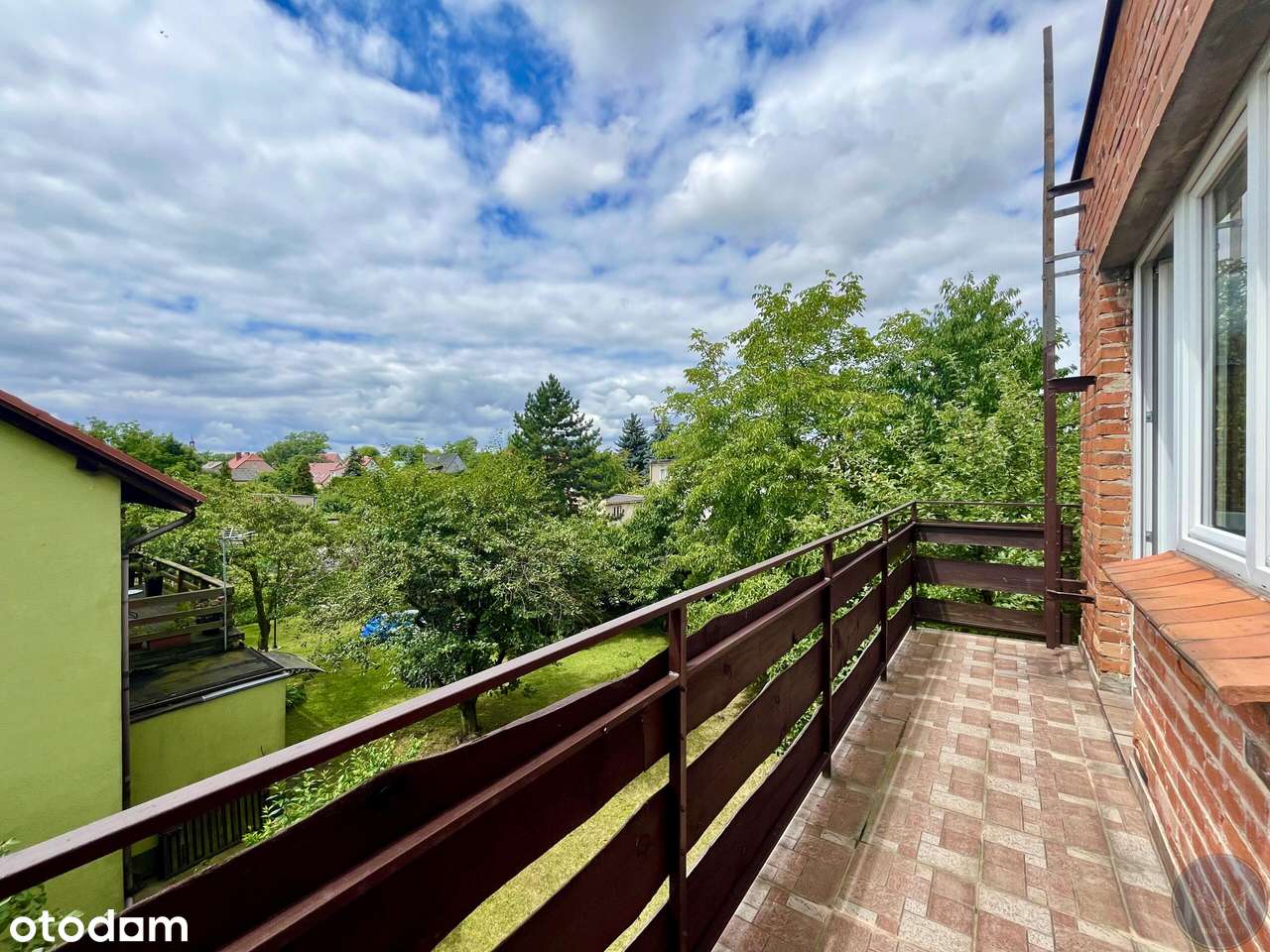 Dom Wolnostojący_210m2_Garaż_Ogród-18