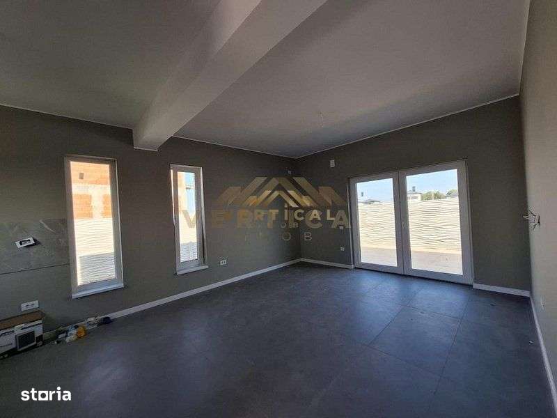 PROMOTIE!!! Casa de vanzare la 3 min de bld principal - Imagine principală: 4/11