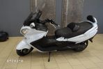 Suzuki Burgman - 4