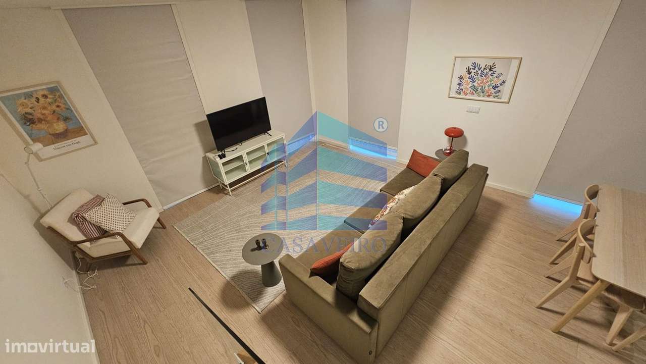 Arrenda Apartamento T1 Mobilado em Esgueira - Grande imagem: 2/13