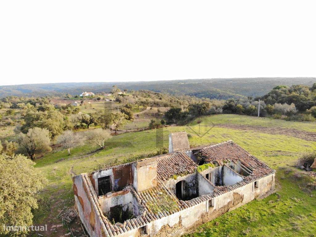 Terreno com 2,15 Hectares com Ruina na Serra de Grândola / Melides-9