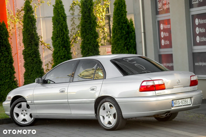 Opel Omega 3.2 Executive - 3