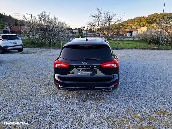 Ford Focus SW 1.0 EcoBoost ST-Line X - 17