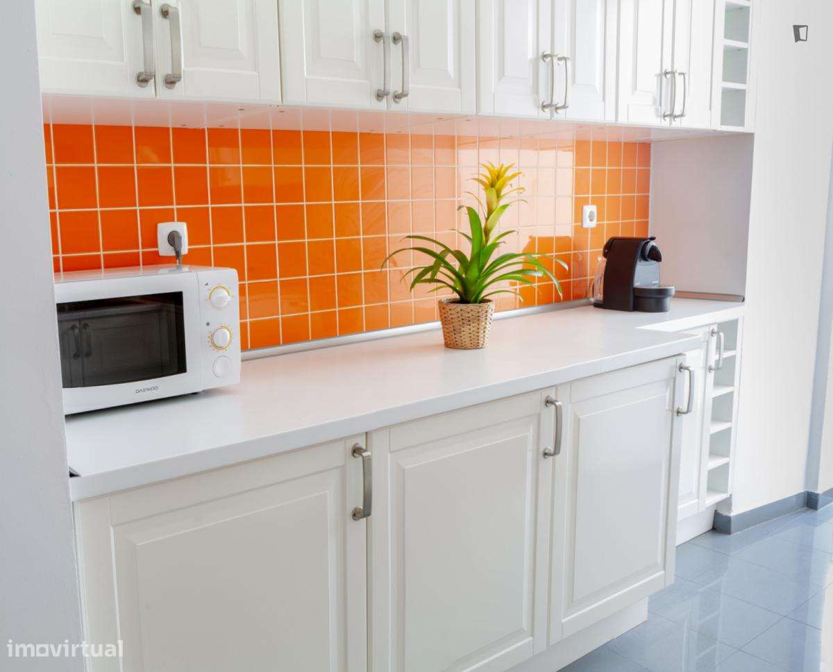 Quarto - localizado em Arroios Lisbon - Grande imagem: 4/10