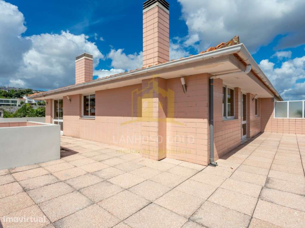 Apartamento T1 de Charme em Guimarães - Creixomil - Grande imagem: 1/21