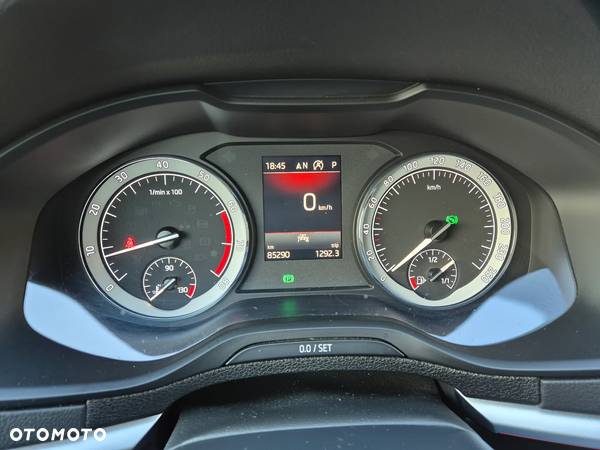 Skoda Karoq 1.5 TSI ACT 4x2 Style DSG - 9