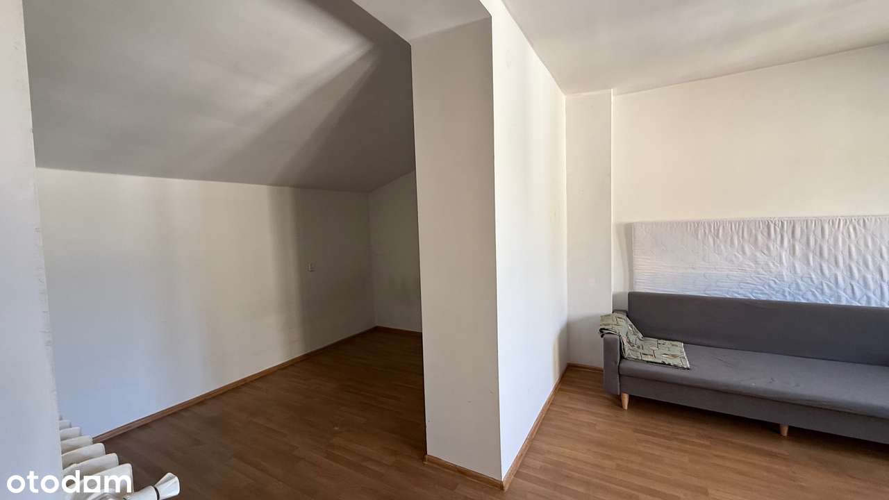 Kazimierz ul.Rzeszowska lokal 80m2 w tym mieszkanie 40m2+ 40m2 strychu-4
